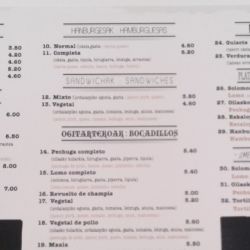 Paperezko Mahai Oihalak